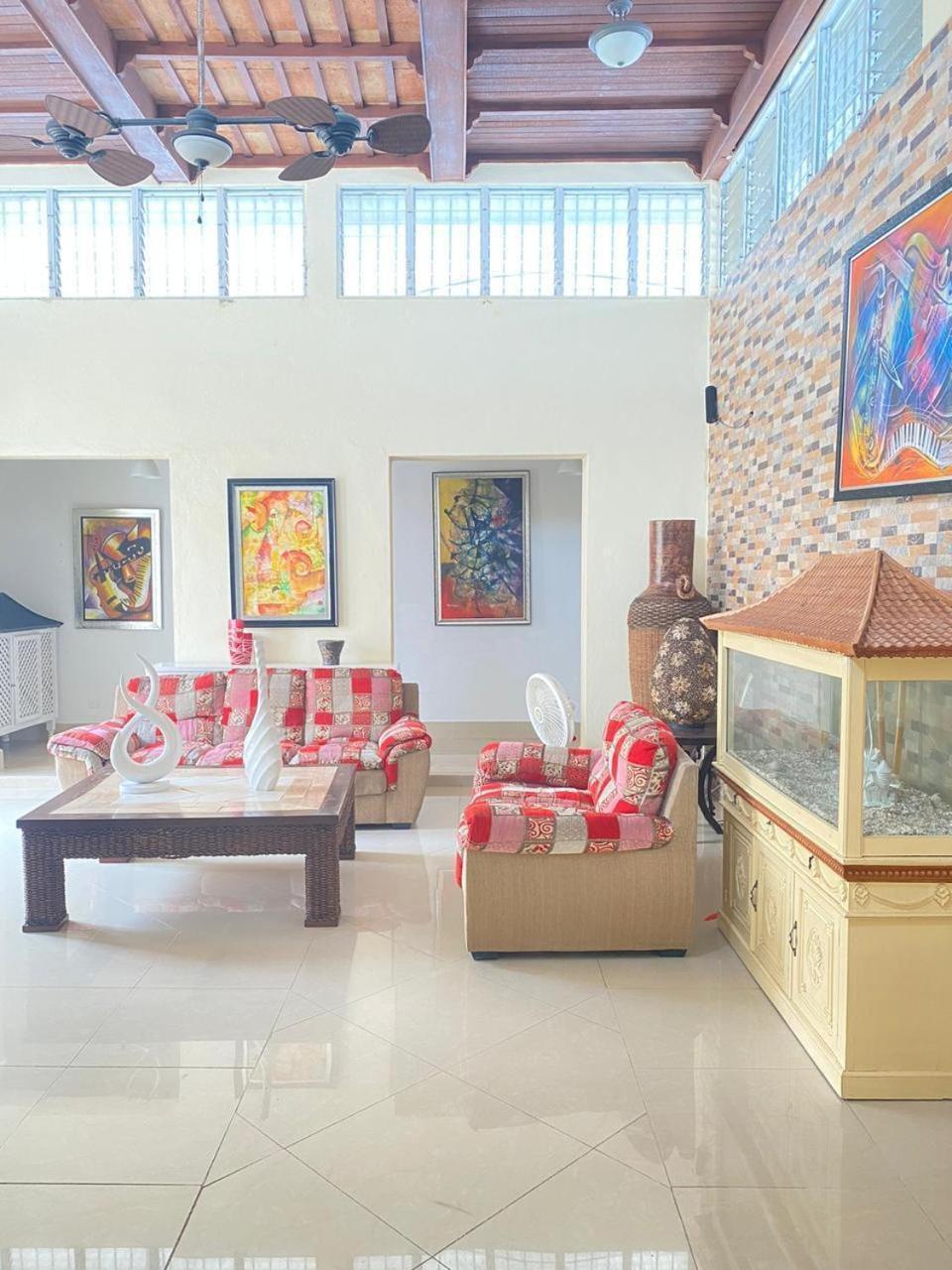 D' Franchesis Hostal Хуан-Долио Экстерьер фото